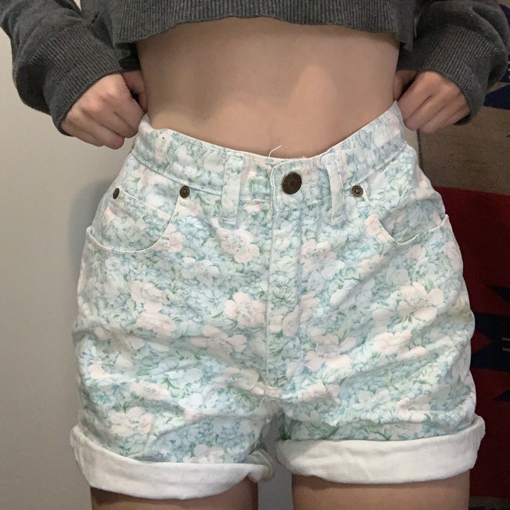 High Waisted Floral Shorts